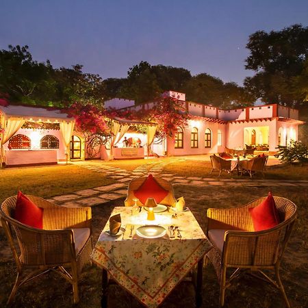 Mela Kothi - The Chambal Safari Lodge Bāh Extérieur photo