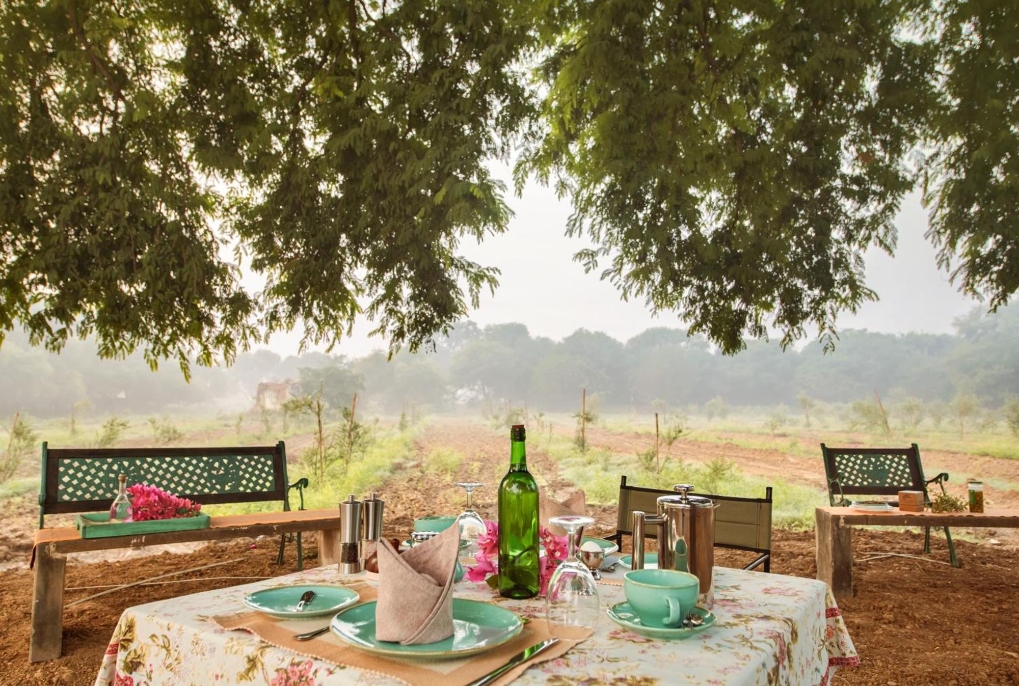 Mela Kothi - The Chambal Safari Lodge Bāh Extérieur photo