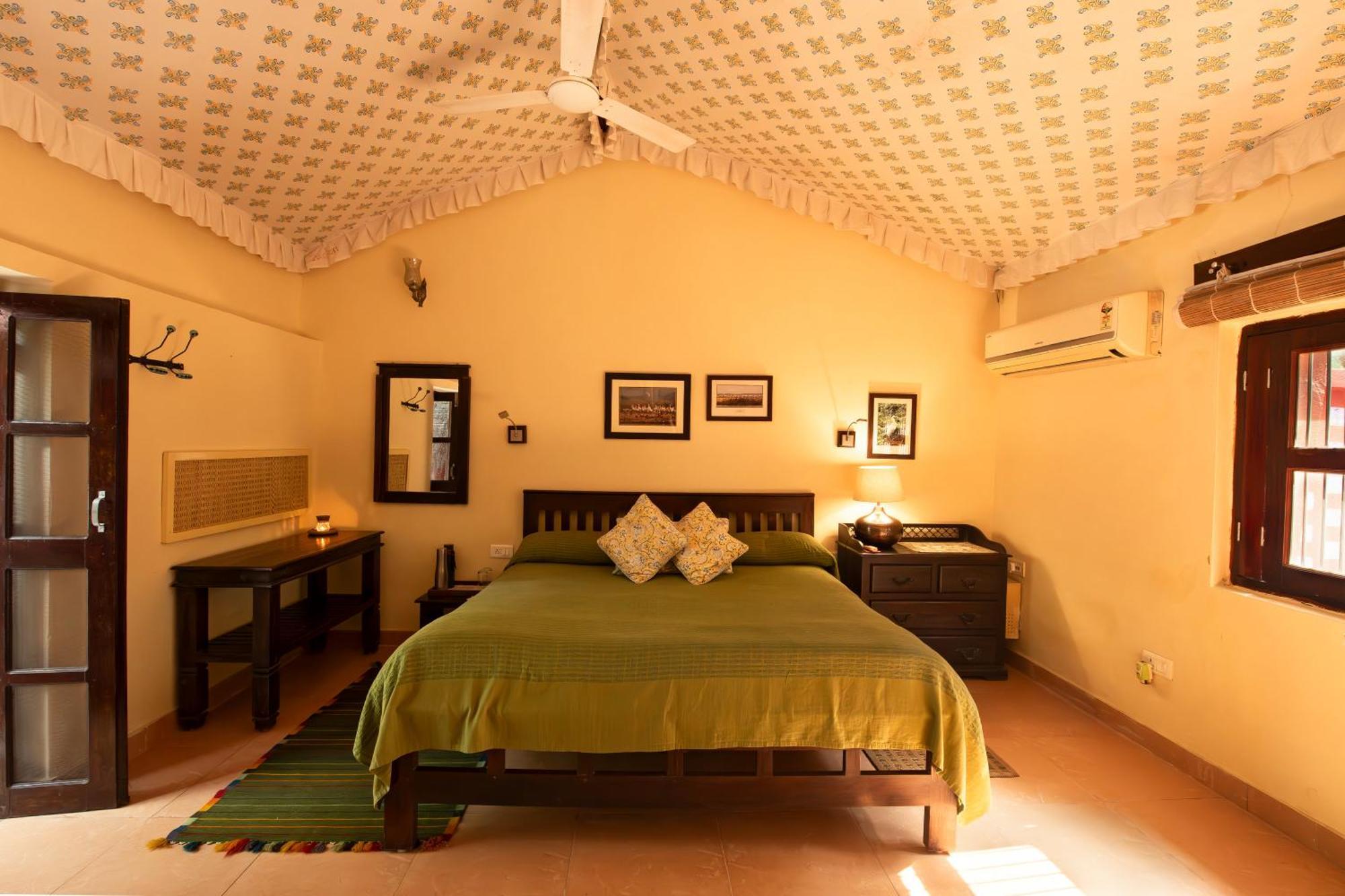 Mela Kothi - The Chambal Safari Lodge Bāh Extérieur photo